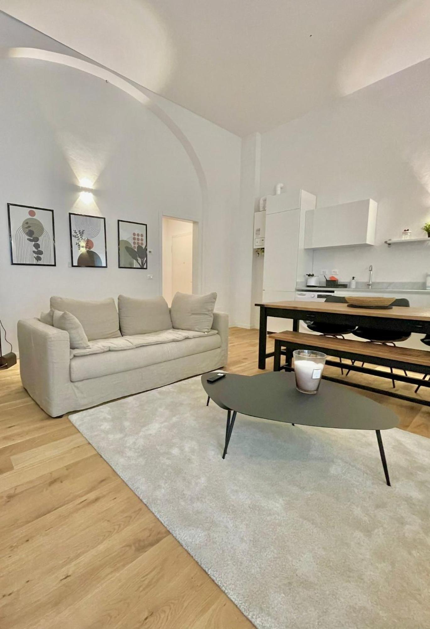 I Marmi New Royal Design Apartment Ливорно Экстерьер фото